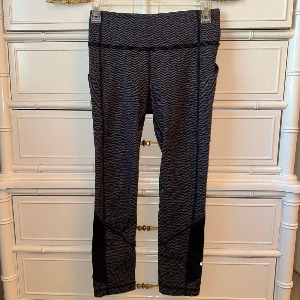 Lululemon Pace Rival Crop leggings - size 4